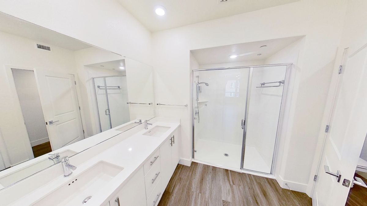Building Photo - 5933 Sunstone Dr
