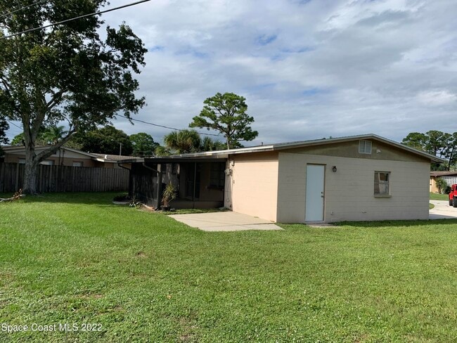 Building Photo - 1003 Coronado Dr