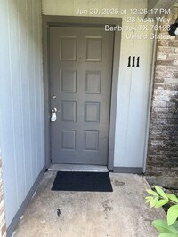 Building Photo - 111 Vista Way