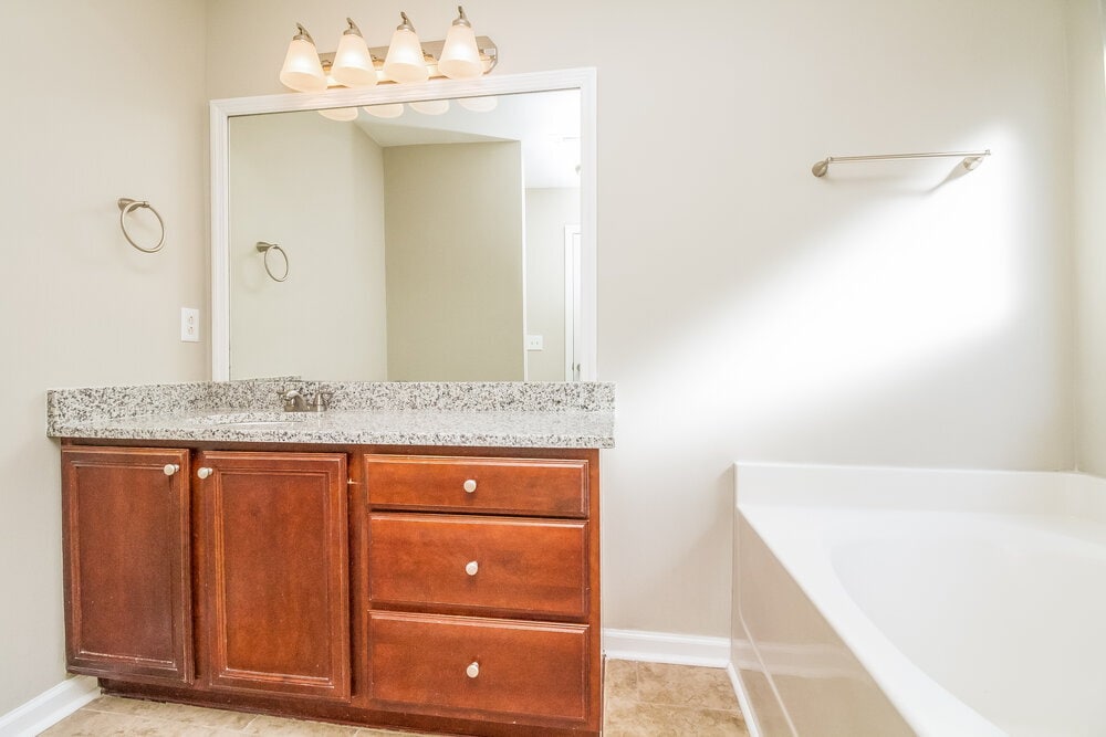 Building Photo - 102 Rushing Water Ct