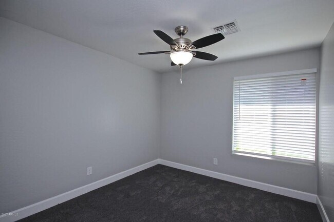 Building Photo - 2707 S Flint Cir