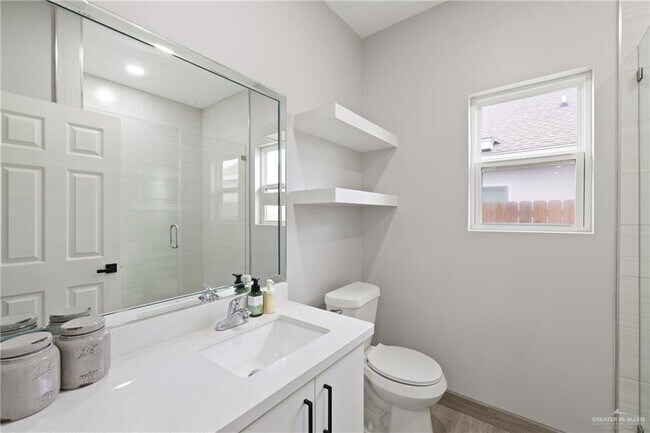 Building Photo - 16 Isabella Grace St