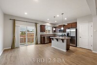 Building Photo - Stunning 3 BD, 2.5 BA Home in Happy Valley