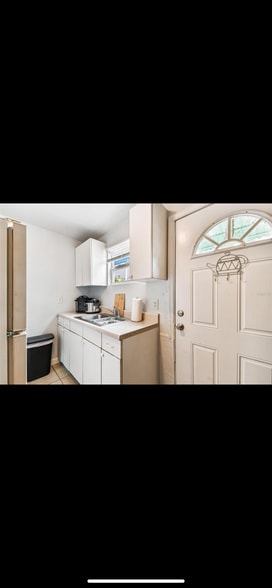 Building Photo - 1414 17th St W