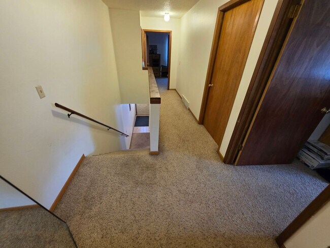 Building Photo - 4925 Coventry Ct