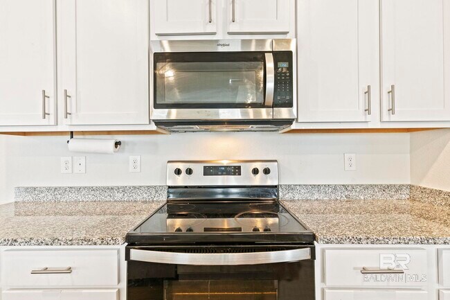 Building Photo - 13164 Shoshoney Cir