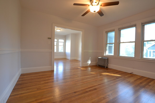 Primary Photo - 7 Trapelo St