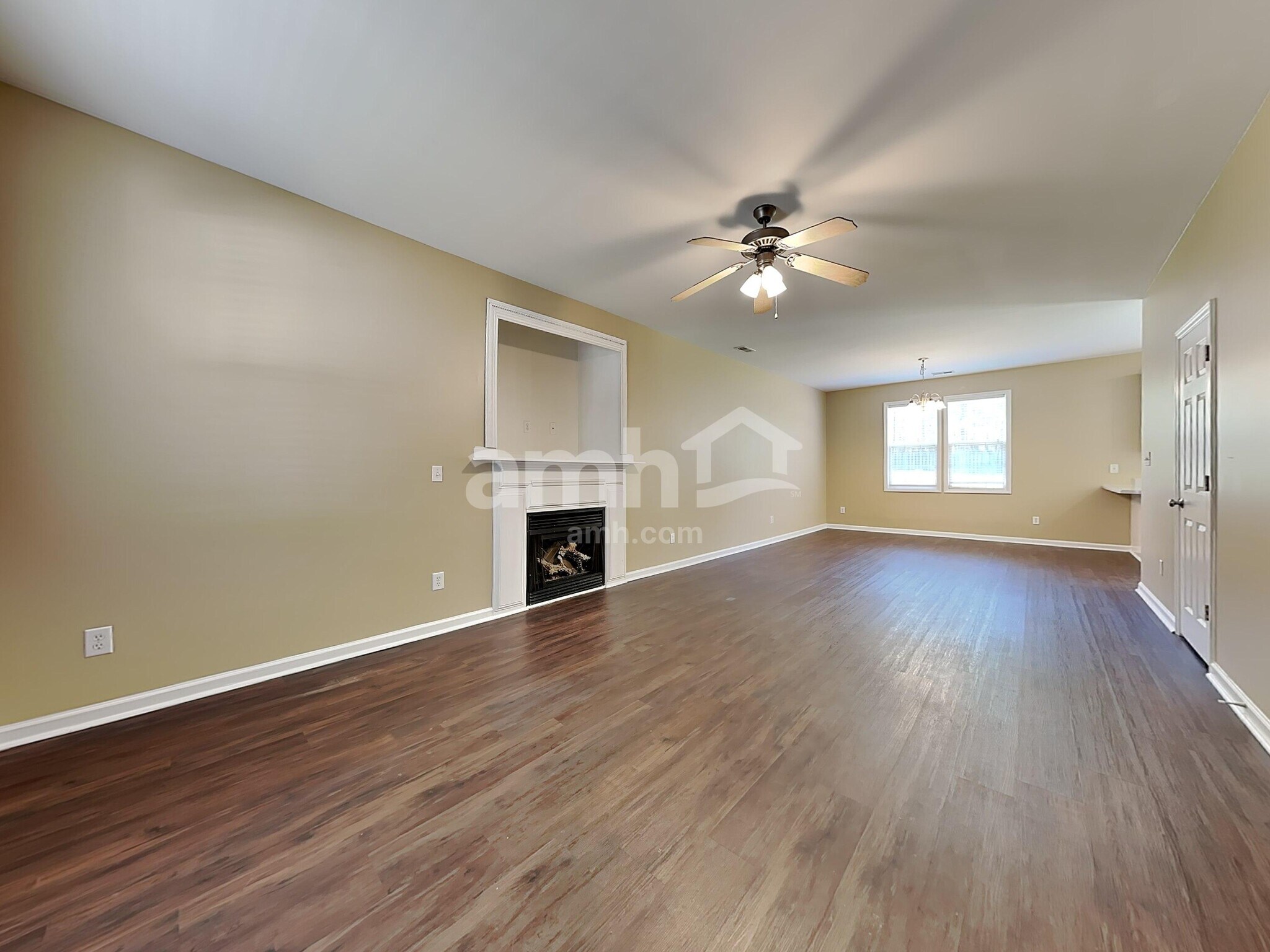 Building Photo - 204 Ber Creek Dr