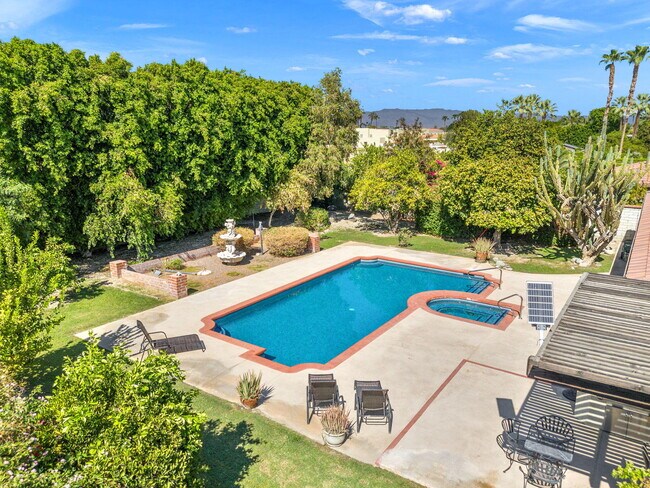 Primary Photo - 72056 Palm Haven Dr