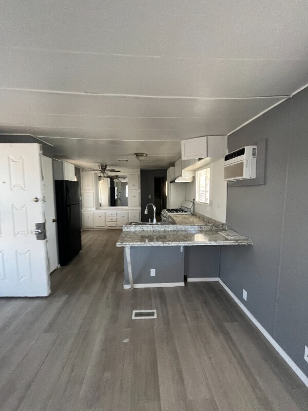 Building Photo - 9501 E Broadway Rd