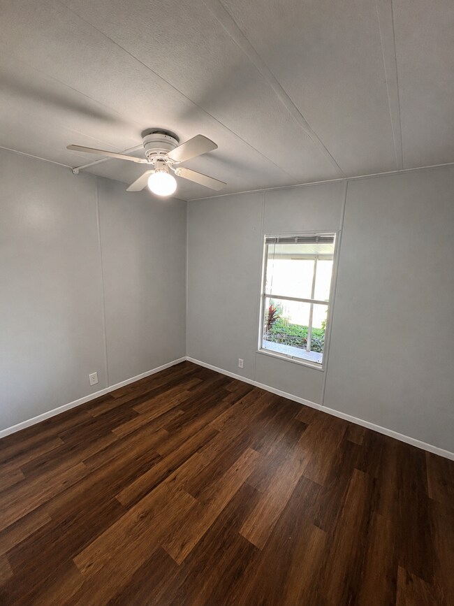 Building Photo - 32613 Whaleys Loop