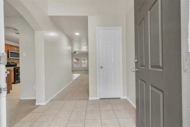 Building Photo - 11117 Cain Harvest Dr