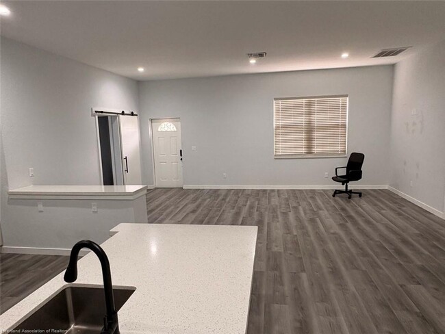 Building Photo - 331 Homasassa Ave NE