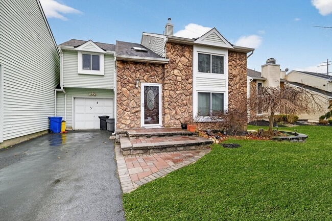 Building Photo - 34 Jeffrey Cir