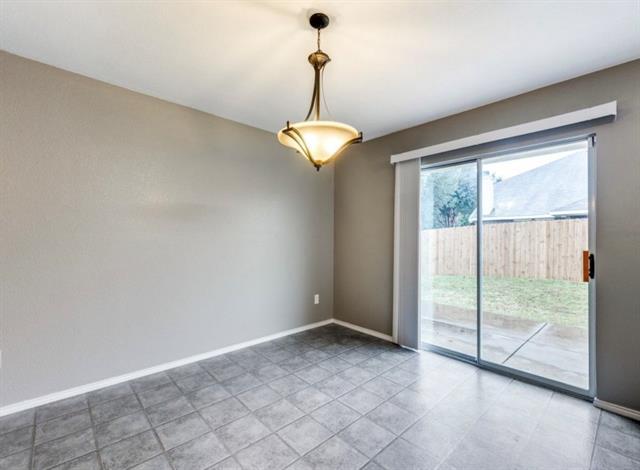 Building Photo - 2001 Lake Trail Dr