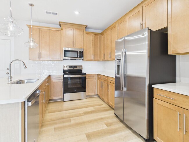 Building Photo - 5320 Wyndham Forest Dr