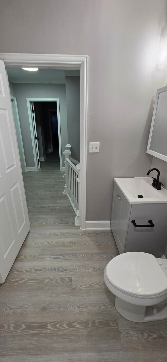 Building Photo - 2461 Shirley Ave