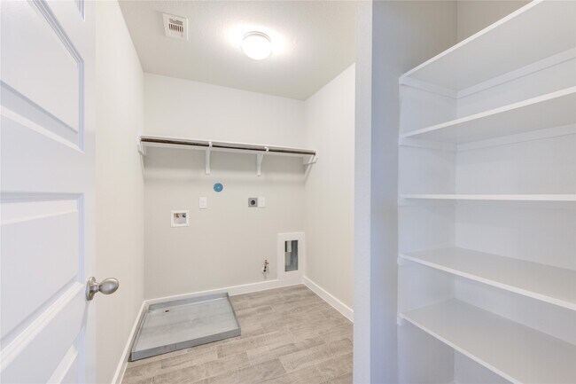 Building Photo - 2623 Finley Ln