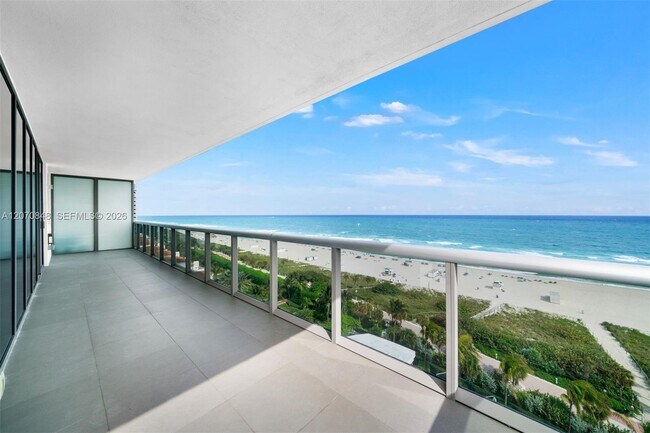 Building Photo - 5875 Collins Ave
