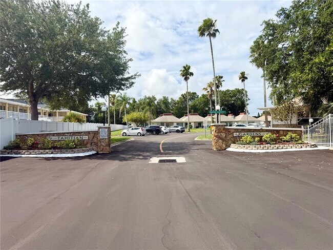 Building Photo - 4313 Tahitian Gardens Cir