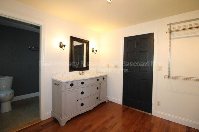 Building Photo - 21 Cutts Rd