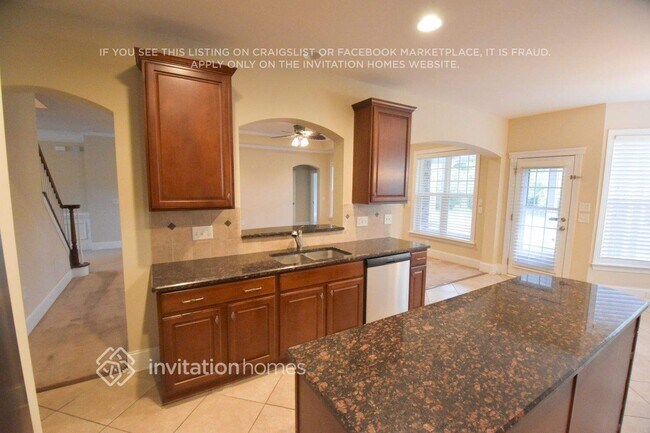 Building Photo - 10814 Bask Ct