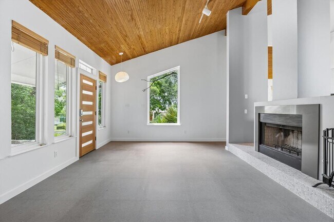 Building Photo - 5714 Penny Creek Dr