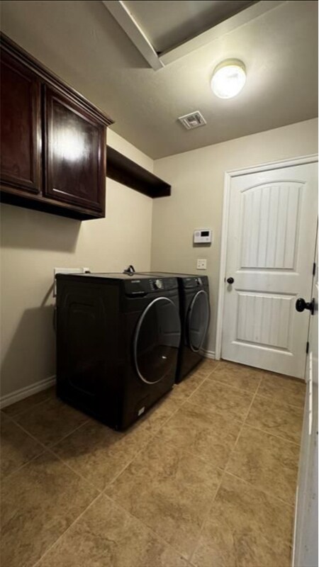 Building Photo - 1328 Ridgeway Dr