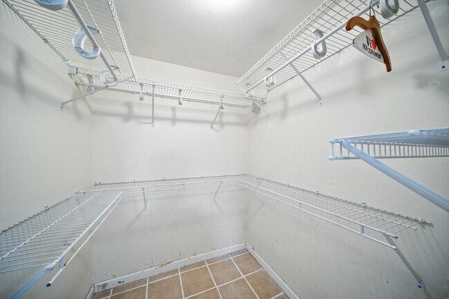 Building Photo - 224 48th St
