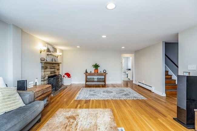Building Photo - 52 Albemarle Ave
