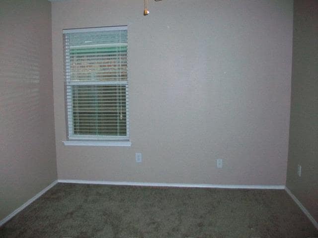 Building Photo - 4735 Topaz Ln
