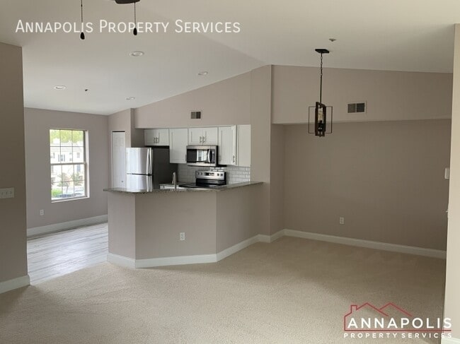 Building Photo - 50j Sandstone Ct