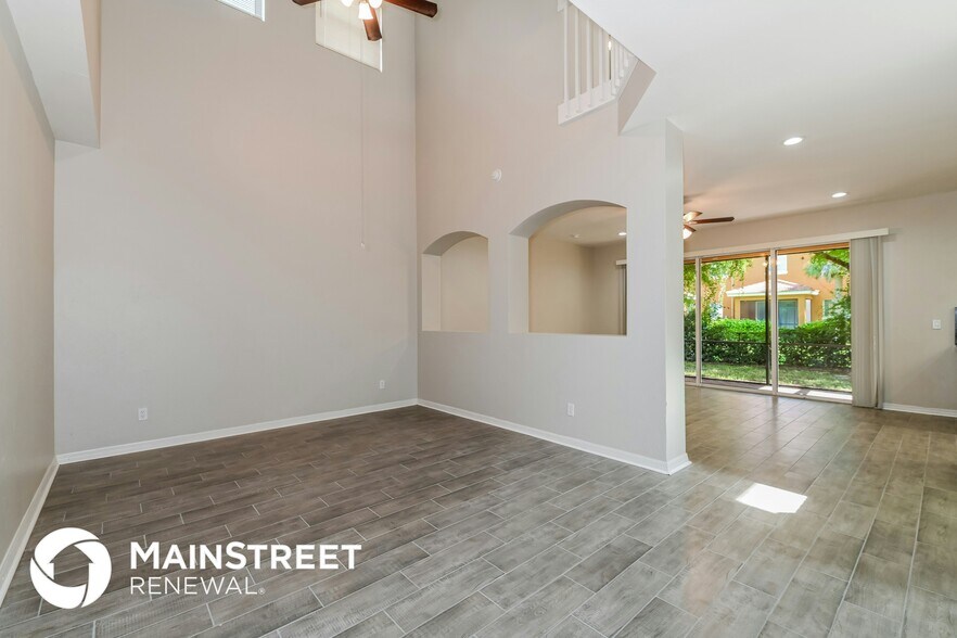Building Photo - 10120 N Golden Elm Dr