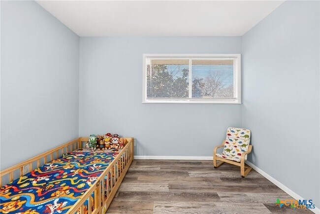 Building Photo - 1305 Arkansas Ave