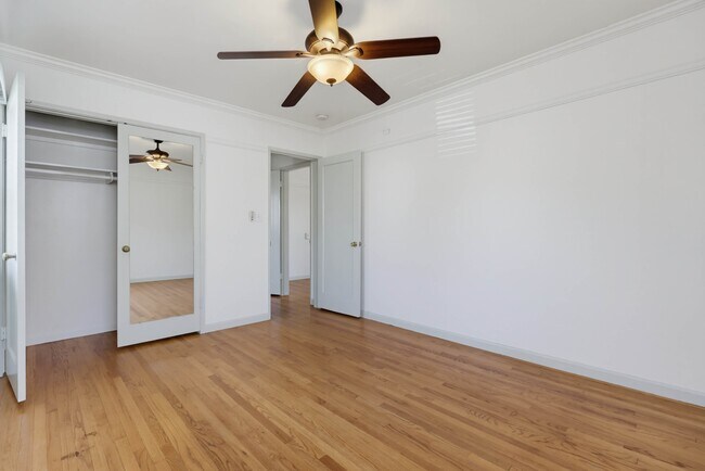 Building Photo - 4449 Dawson Ave