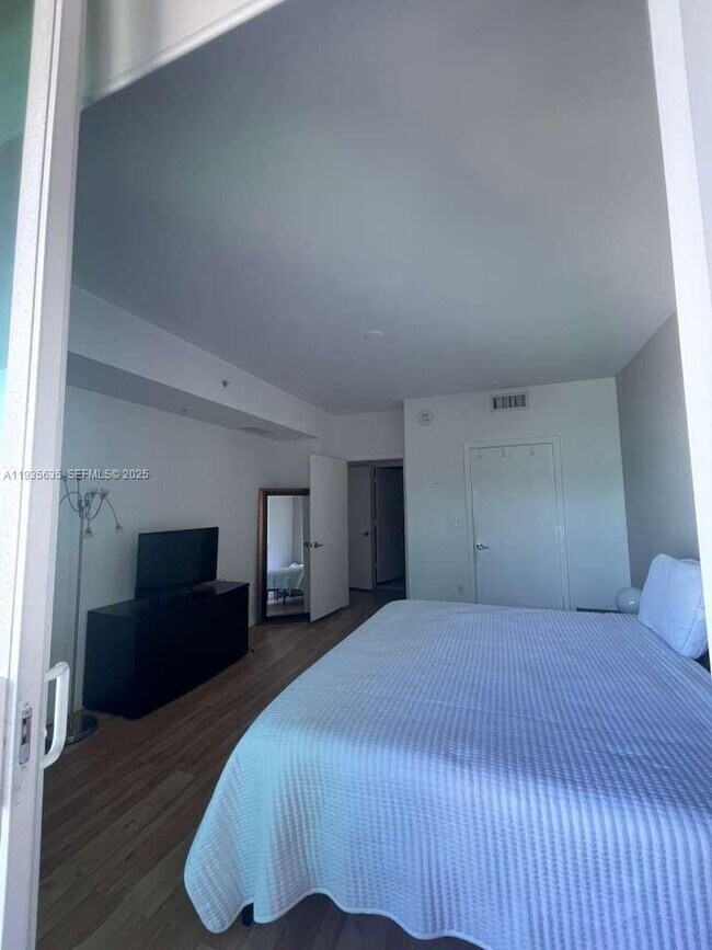 Building Photo - 244 Biscayne Blvd