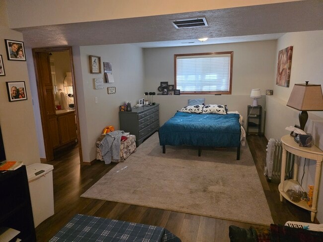 Building Photo - 4122 E 21st Ave