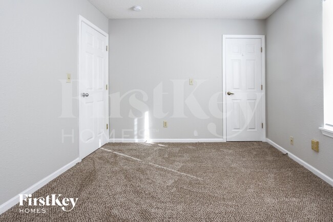 Building Photo - 8331 Amarillo Dr