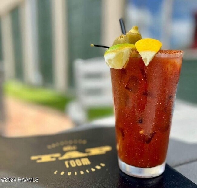 Building Photo - FOR RENT in SUGAR MILL POND!