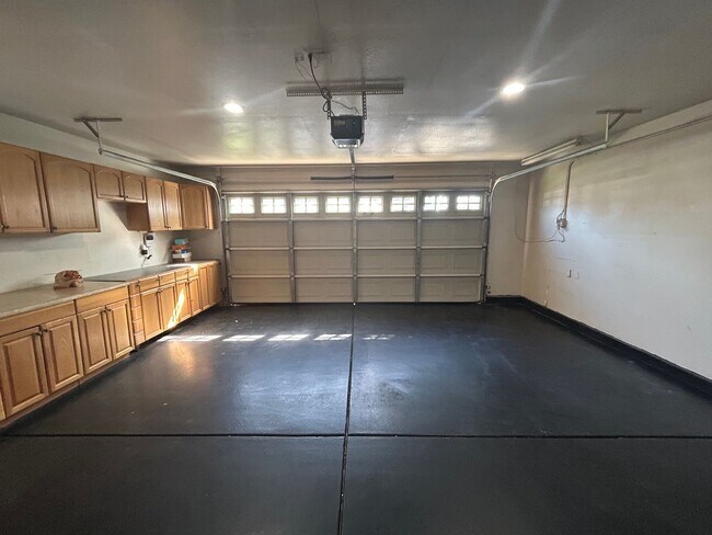 Building Photo - Nice home in Turlock