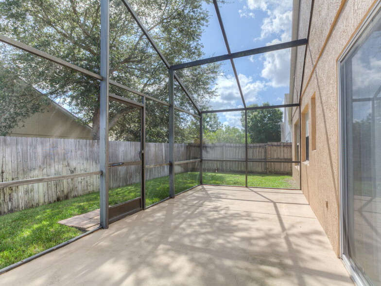 Building Photo - 2765 Falcon Crest Pl