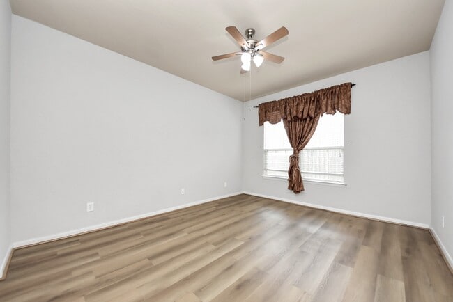 Building Photo - 1251 Glenwood Canyon Ln