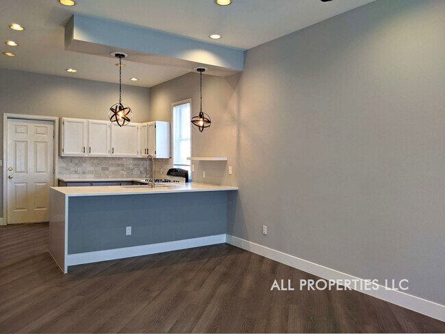 Building Photo - 123 E Bayaud Ave
