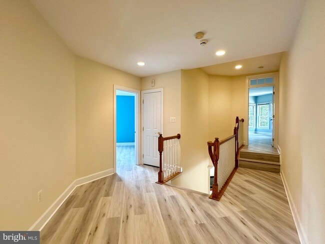 Building Photo - 1460 Carrington Ridge Ln