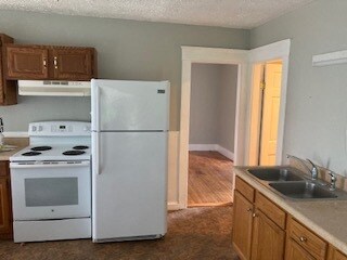 Building Photo - 5-7