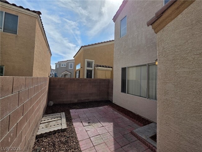 Building Photo - 2506 Lady Elizabeth Ct