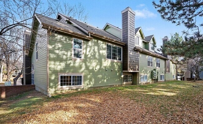 Building Photo - 3565 Windmill Dr