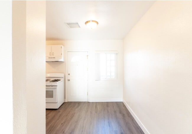 Cut dining area or can be used as a work from home space. - 11801 Hart St