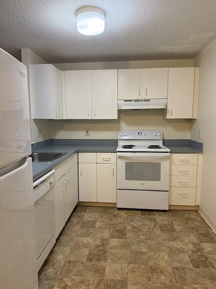 Primary Photo - 5 Bank St