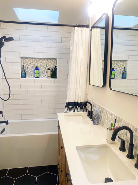 Building Photo - 2604 Boswell Ave